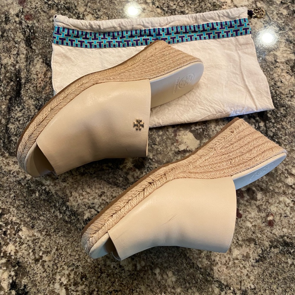 Cream Tory Burch Platform Wedge Size 9